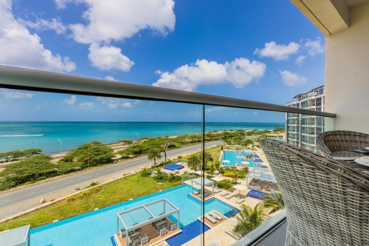 Azure Beach Residences Palm Beach ภายนอก รูปภาพ