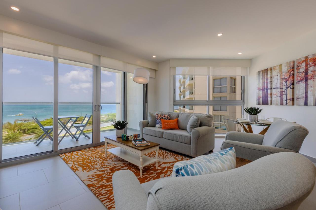 Azure Beach Residences Palm Beach ภายนอก รูปภาพ