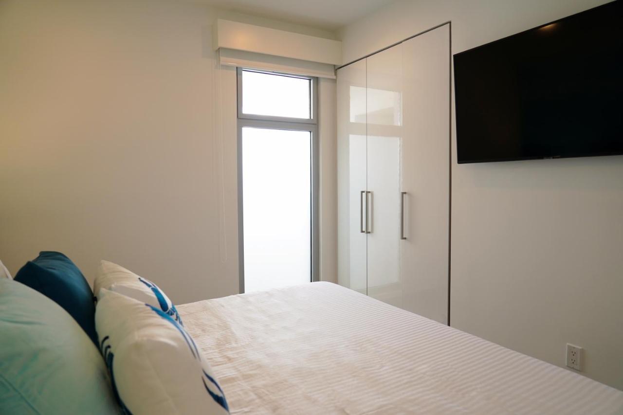 Azure Beach Residences Palm Beach ภายนอก รูปภาพ