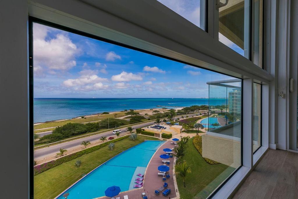 Azure Beach Residences Palm Beach ภายนอก รูปภาพ