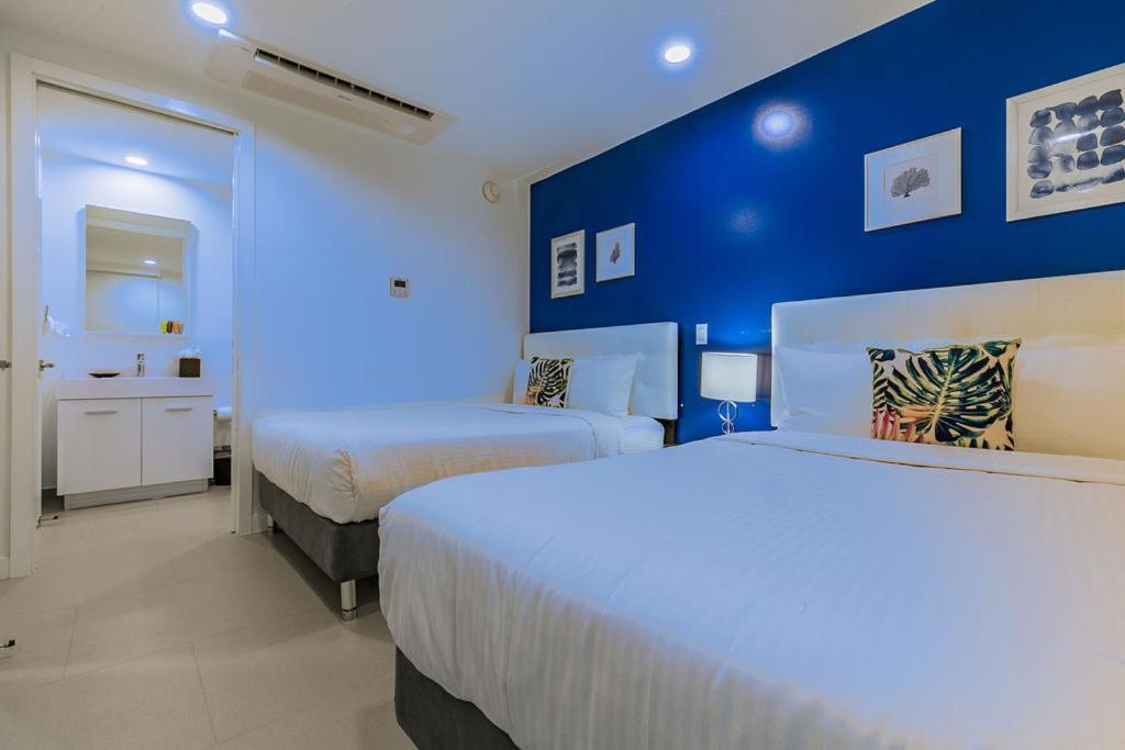 Azure Beach Residences Palm Beach ภายนอก รูปภาพ