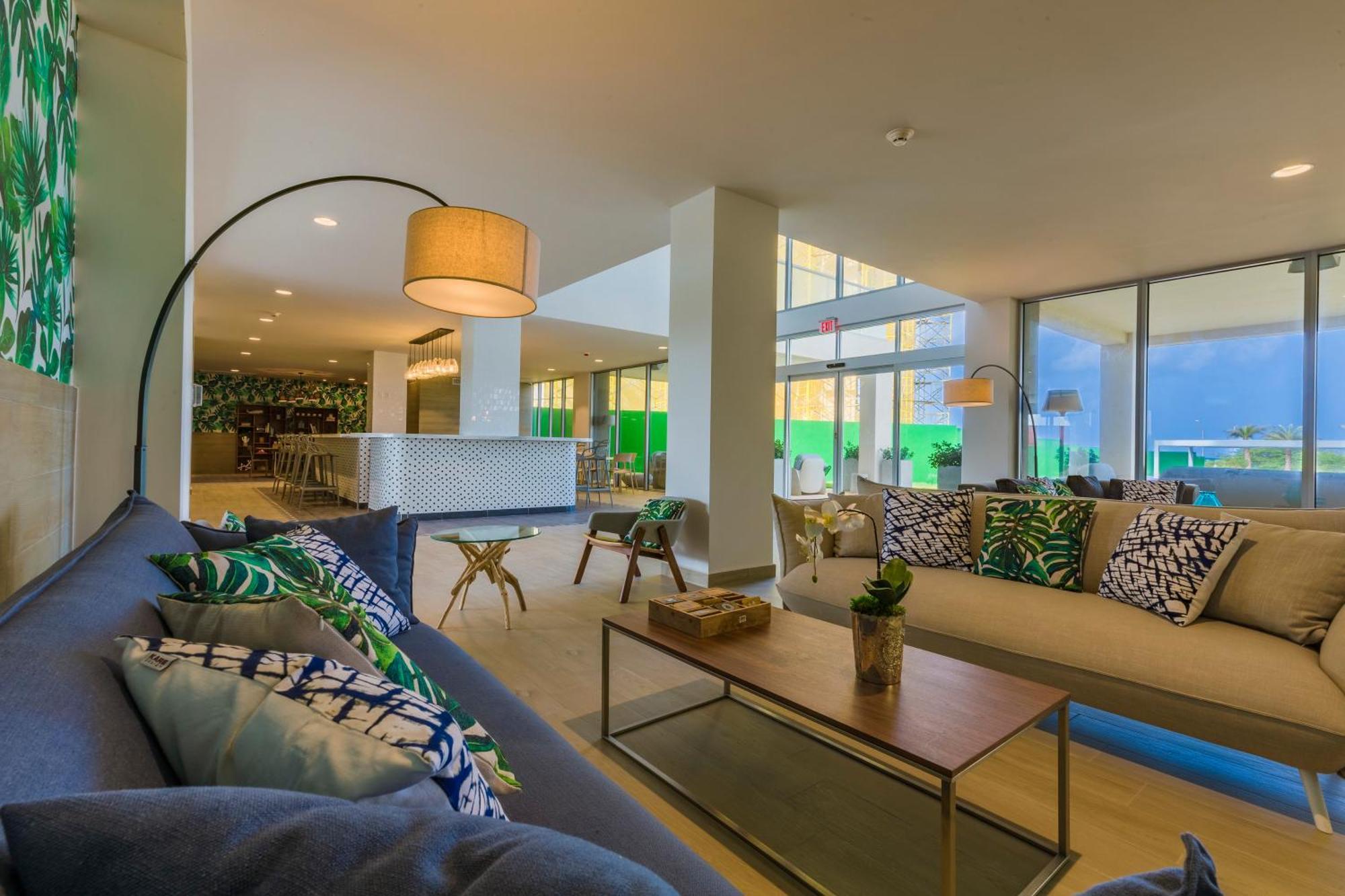 Azure Beach Residences Palm Beach ภายนอก รูปภาพ