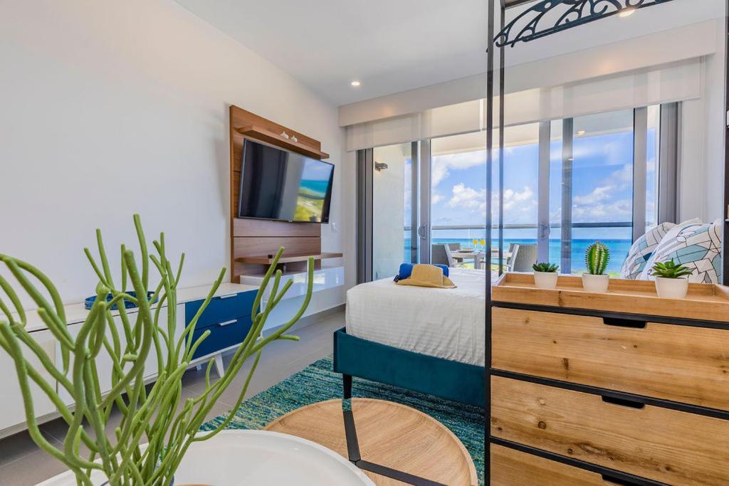 Azure Beach Residences Palm Beach ภายนอก รูปภาพ