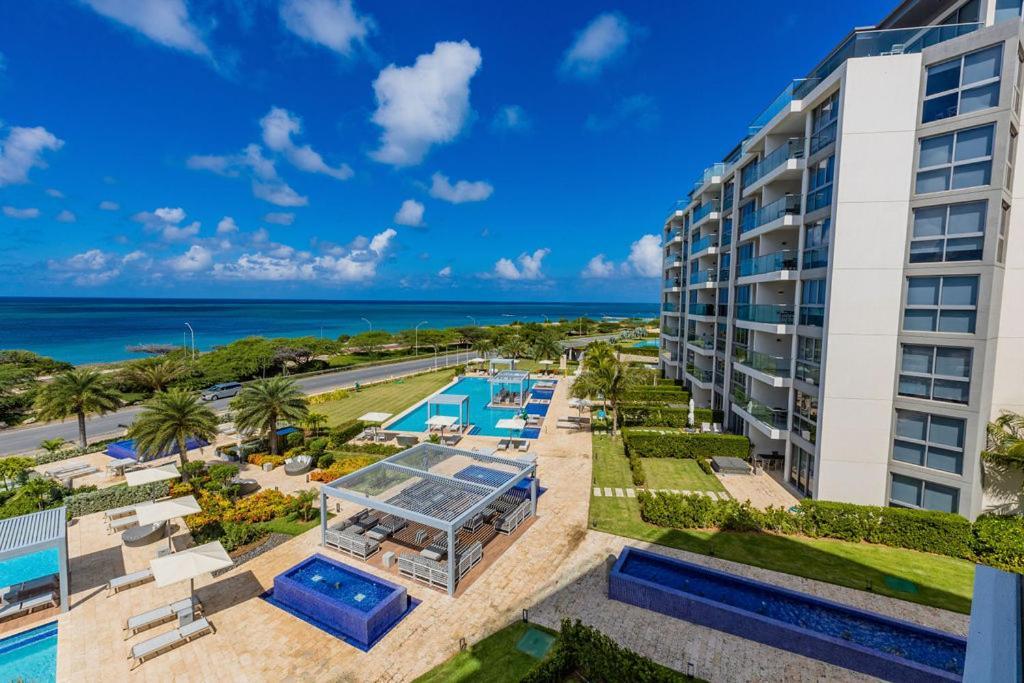 Azure Beach Residences Palm Beach ภายนอก รูปภาพ